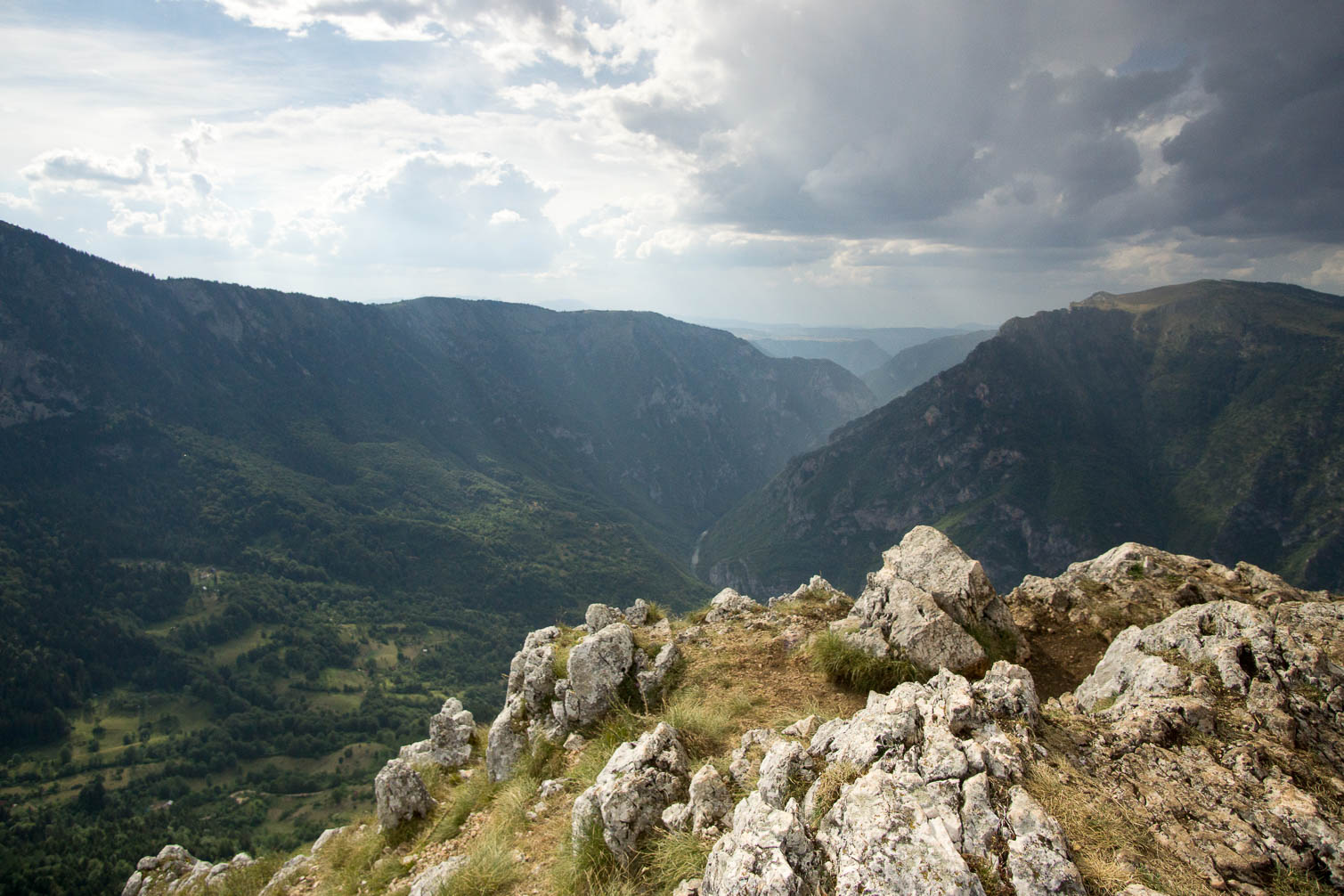 Bosnia, Hercegovina, Montenegro